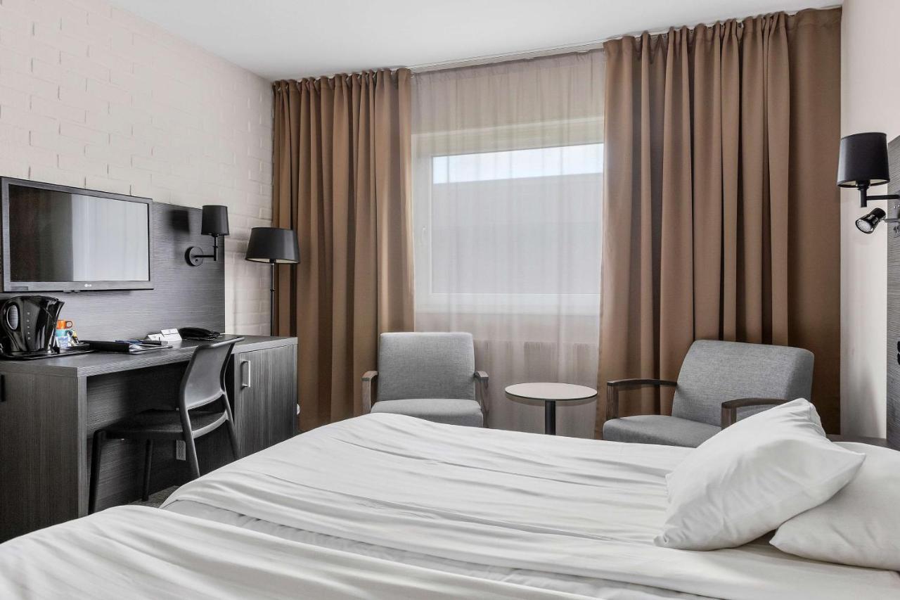 Best Western Hotel Scheele Köping Екстериор снимка