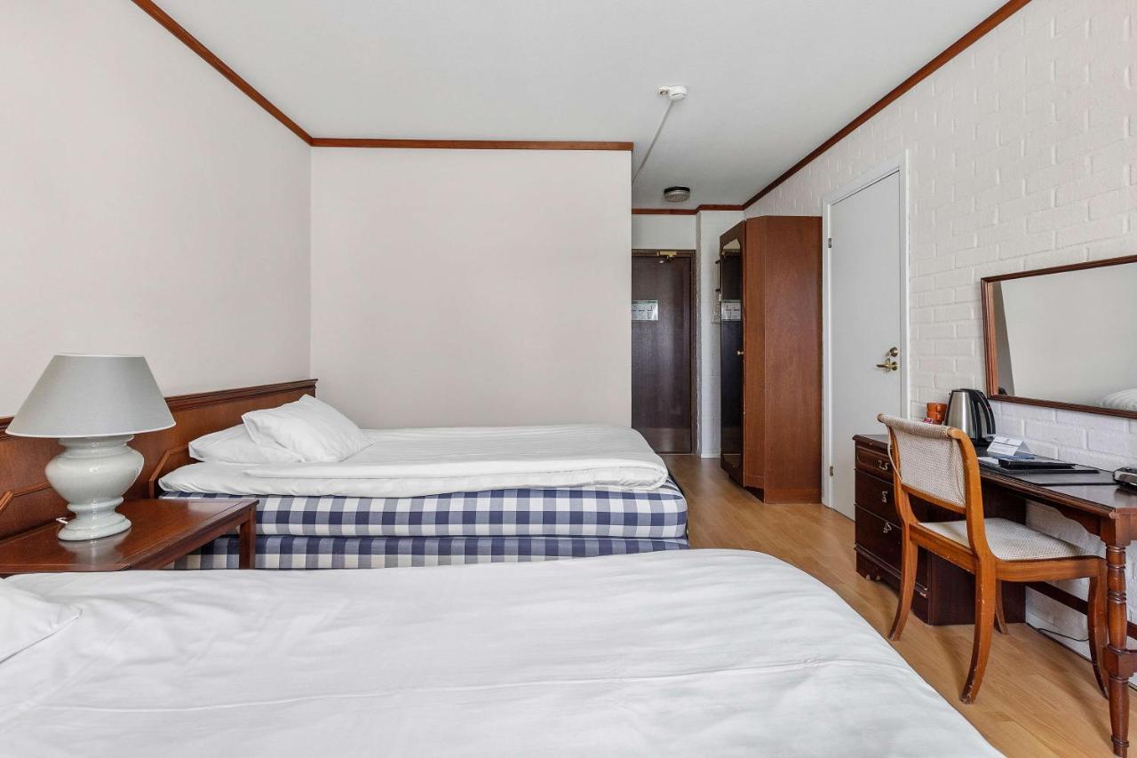 Best Western Hotel Scheele Köping Екстериор снимка