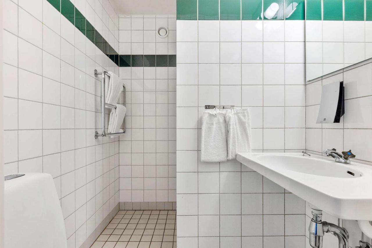 Best Western Hotel Scheele Köping Екстериор снимка
